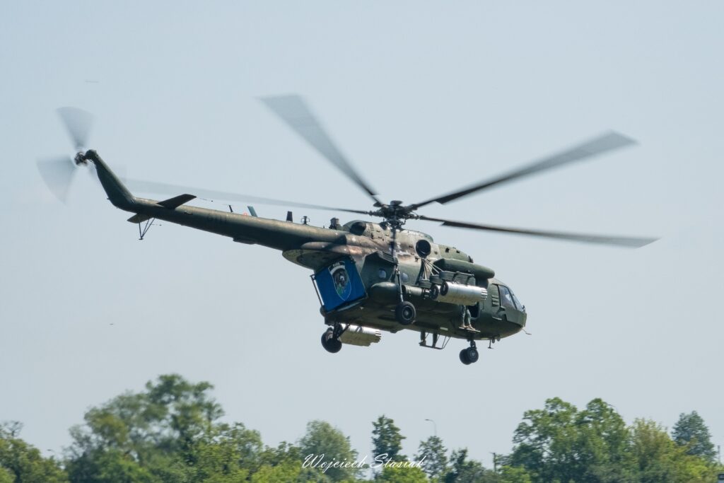 azm zlot heli 2025014