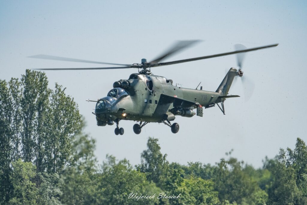 azm zlot heli 2025064