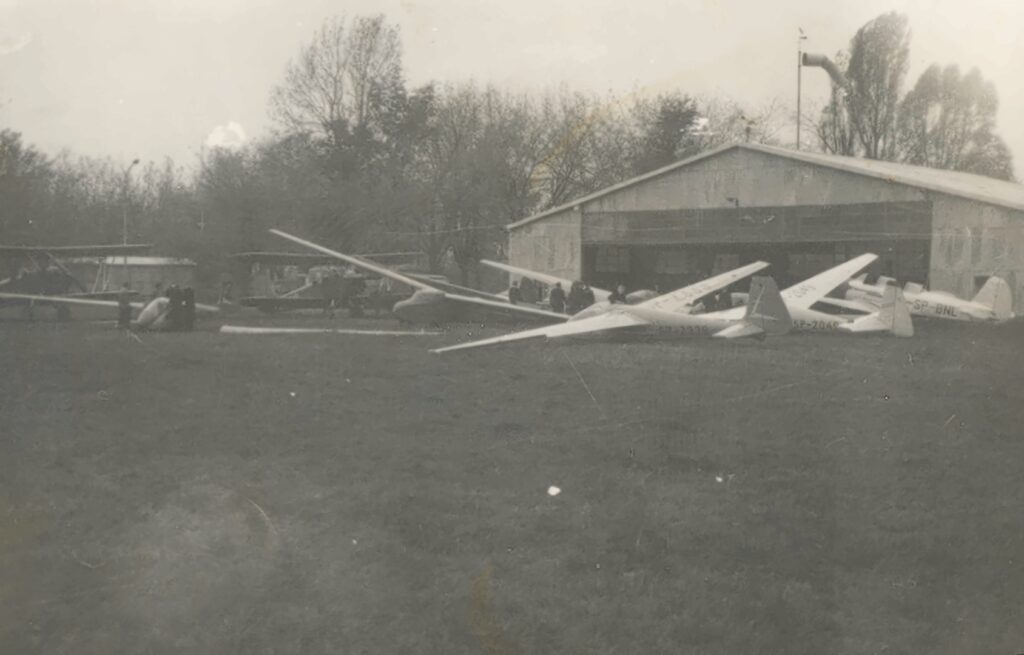 azm czb historia ws 200 8k full