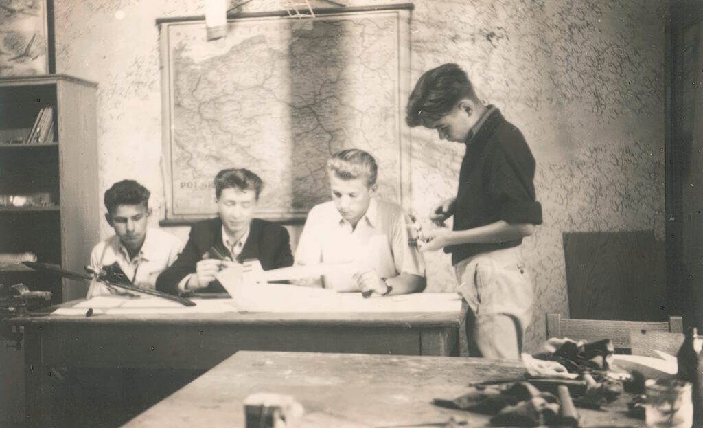 azm czb historia ws 223 8k full