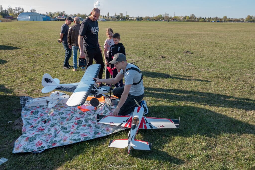 plock 04 26 modelarze 002